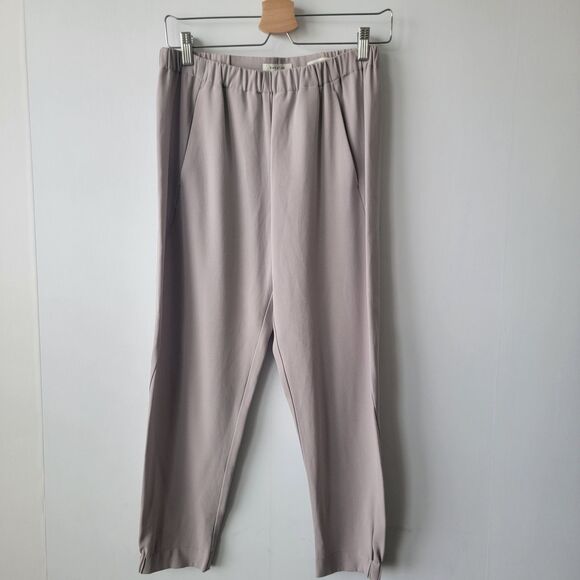 Aritzia Babaton womens Dexter Black Pull On Dress Pants size S elastic waist - Picture 1 of 9